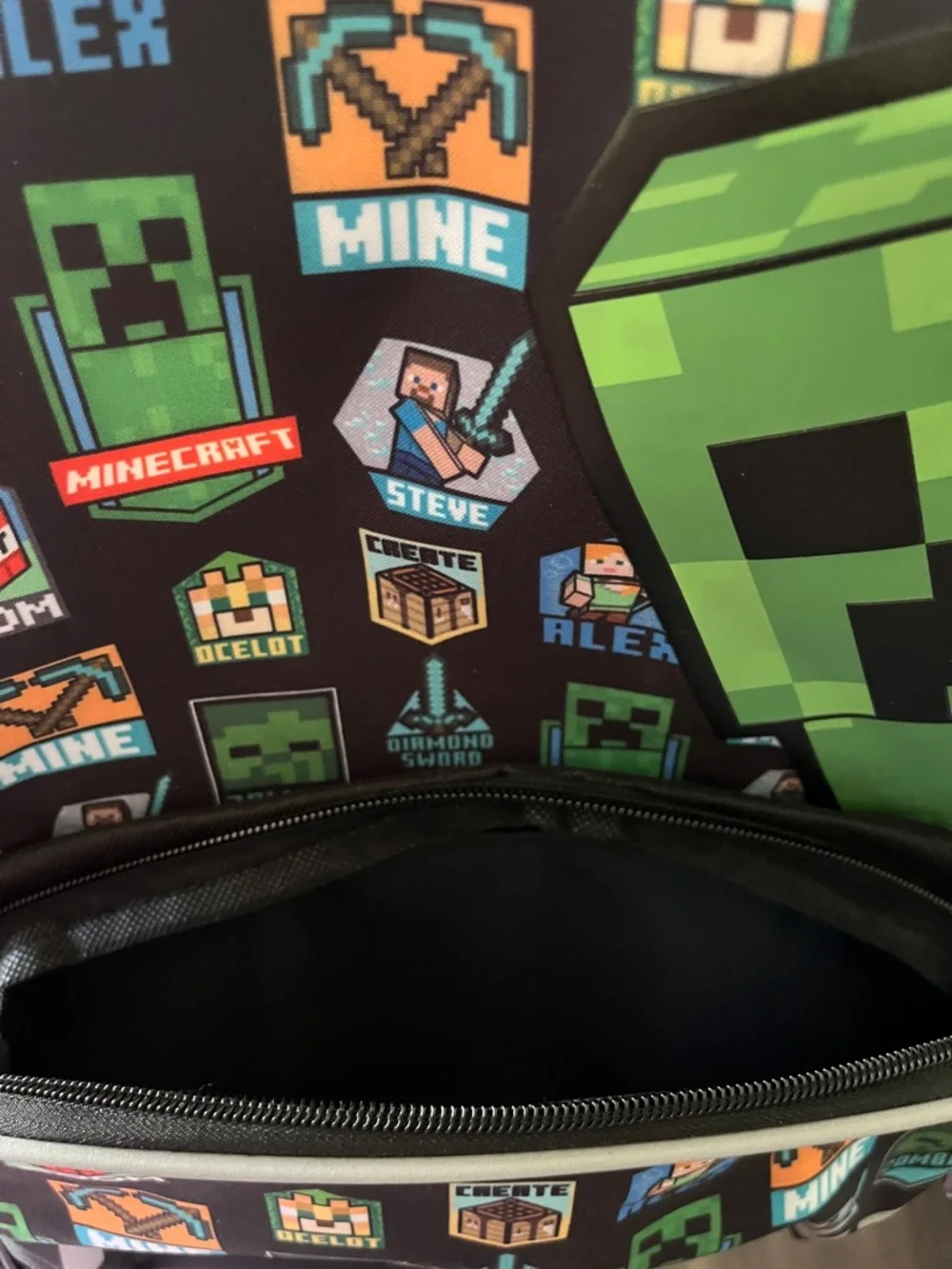 Minecraft Kids Backpack with Green Creeper Graphic - Official - Picture 8 of 8